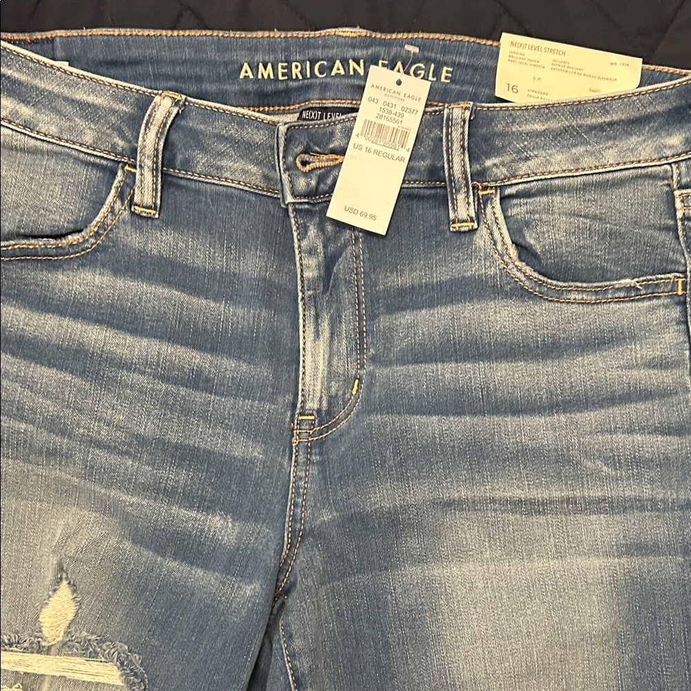 American Eagle Outfitters Women's Light Blue Distressed Jegging Jeans
